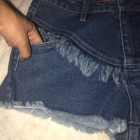 Chelsea and Violet blue denim shorts frayed sz 27 - Picture 2 of 4
